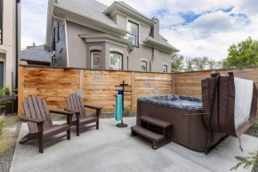 LuxuryDenver Studio w Hot Tub 2 Mi to Downtown